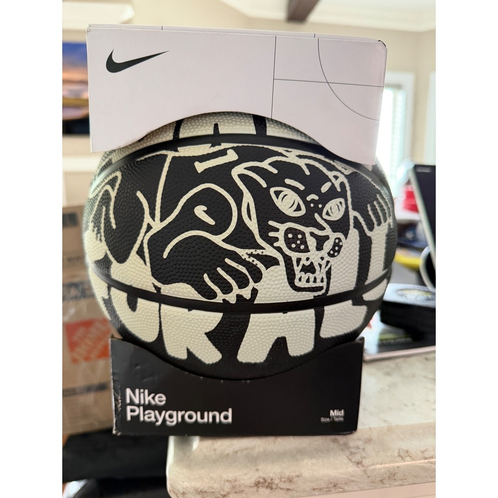 Nike Everyday Playground Outdoor Basketball Mid Size Black White Panther Graphic